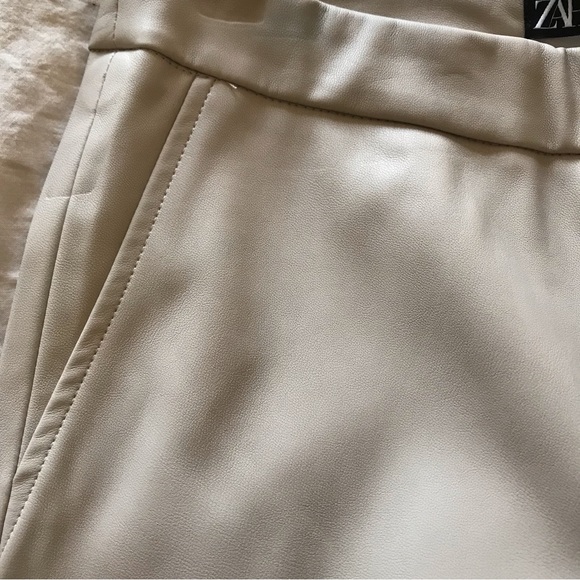 Zara faux leather cream leggings - Picture 3 of 9